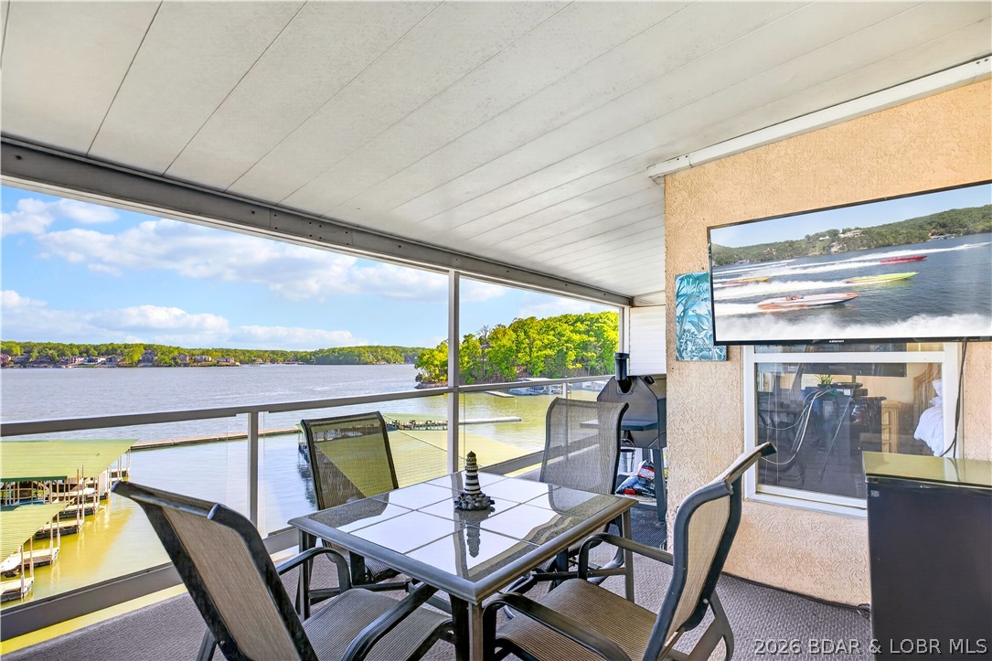 Emerald Bay Condominium - Residential