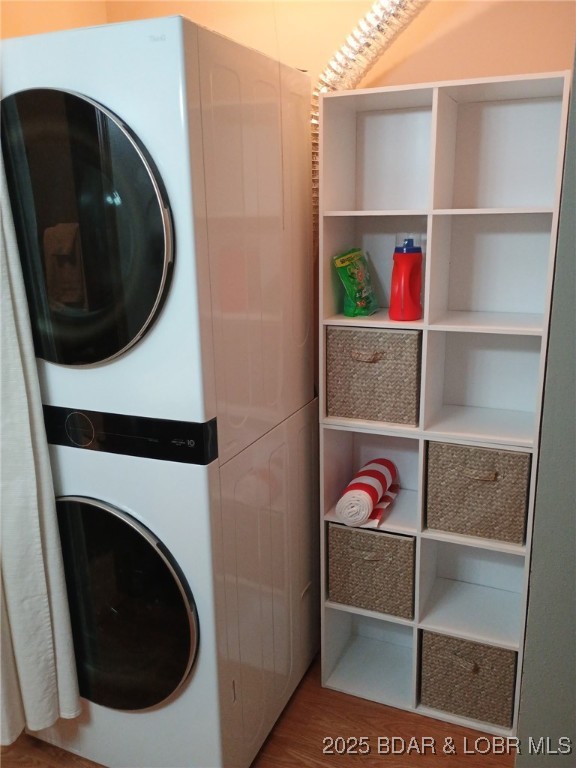 Lake Ozark, Missouri 65049, United States, 2 Bedrooms Bedrooms, ,2 BathroomsBathrooms,Residential,Active,173666