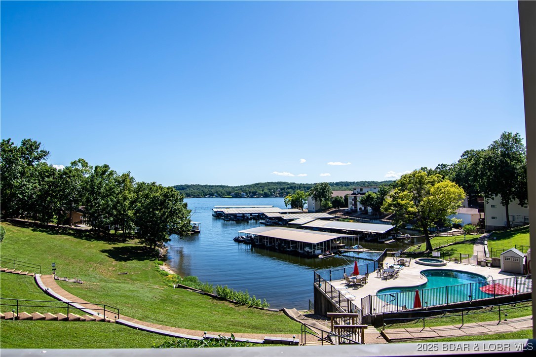 Lake Ozark, Missouri 65049, United States, 2 Bedrooms Bedrooms, ,2 BathroomsBathrooms,Residential,Active,173666