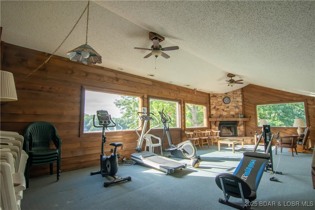 Lake Ozark, Missouri 65049, United States, 2 Bedrooms Bedrooms, ,2 BathroomsBathrooms,Residential,Active,173666