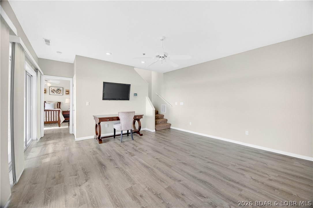 Palisades Condominium - Residential