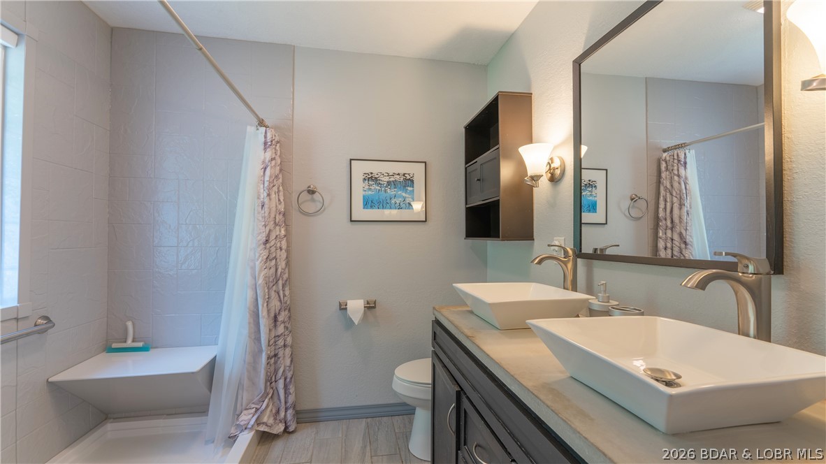 Foxhead Shores - Residential