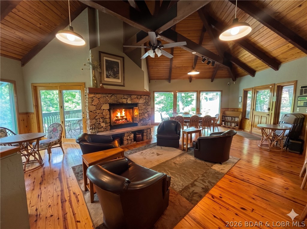 Foxhead Shores - Residential