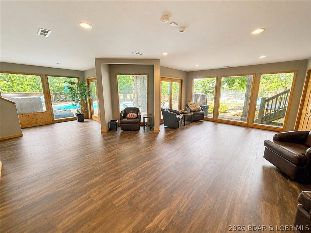Foxhead Shores - Residential