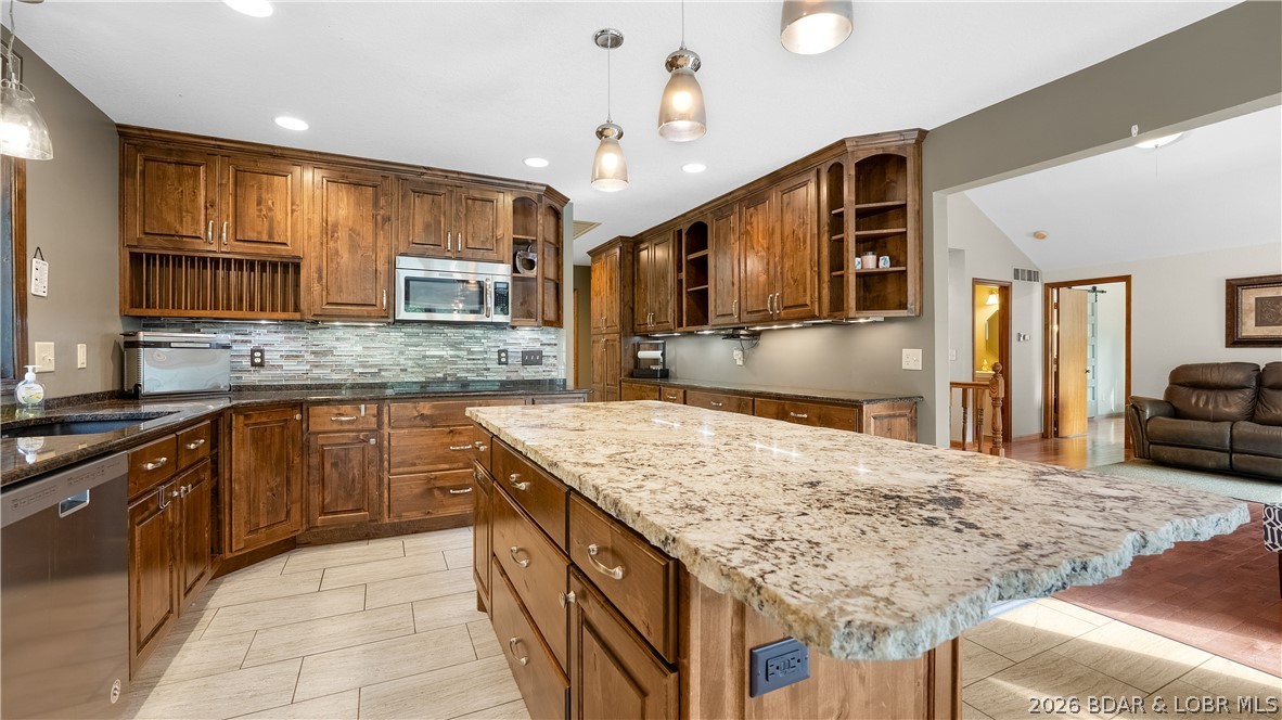 Foxhead Shores - Residential
