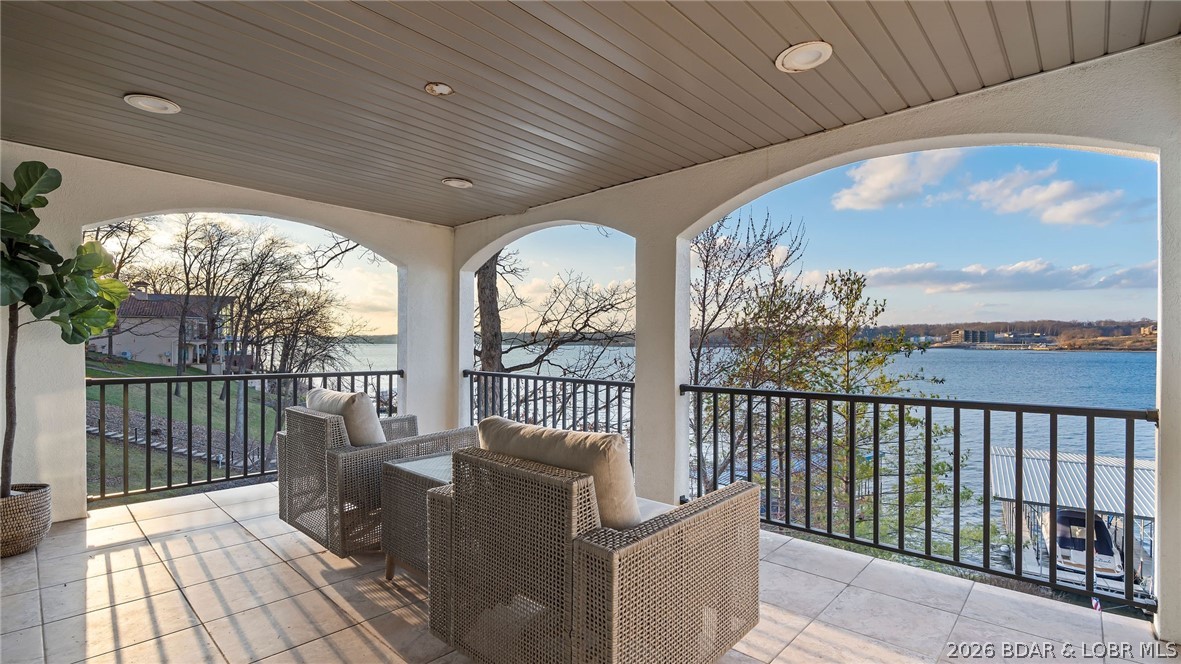 Grand Point - Residential