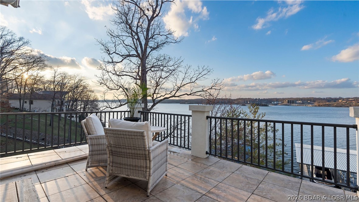 Grand Point - Residential