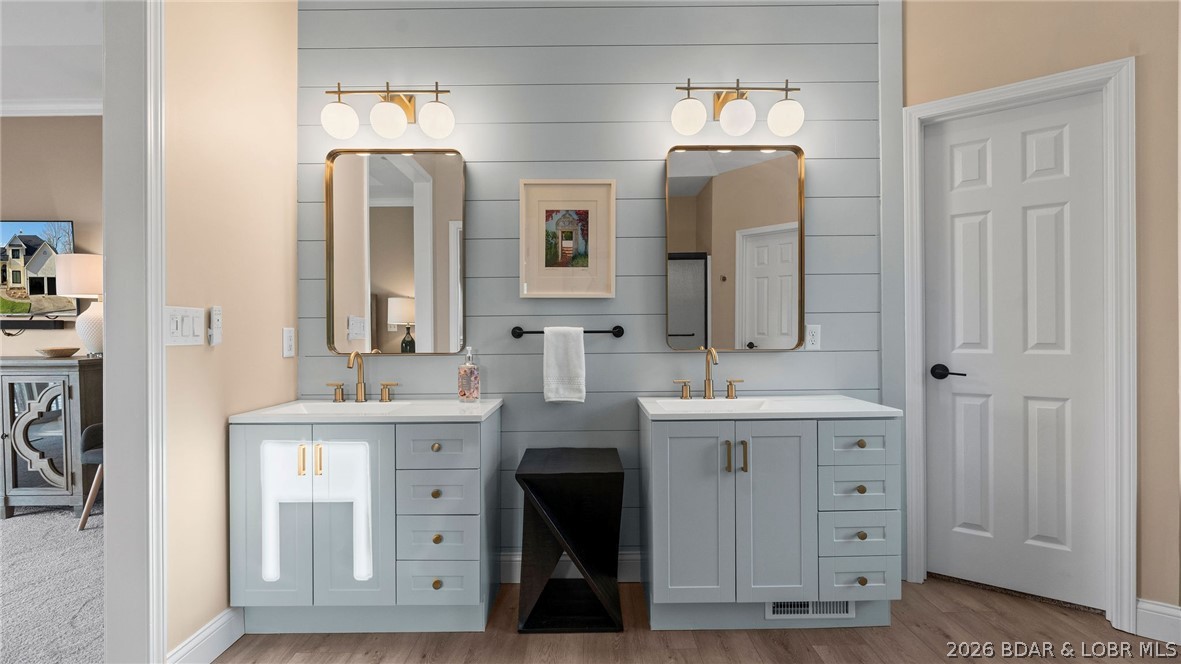 Grand Point - Residential