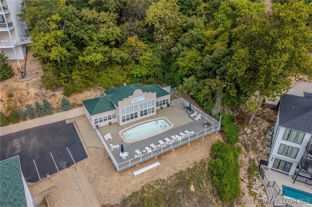 Emerald Bay Condominium - Residential