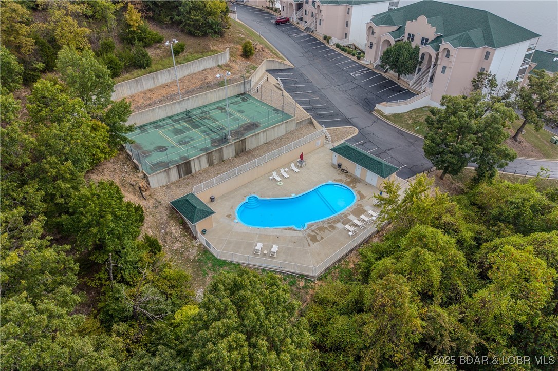 Emerald Bay Condominium - Residential