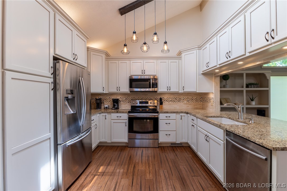 Tan-Tar-A Estates - Residential