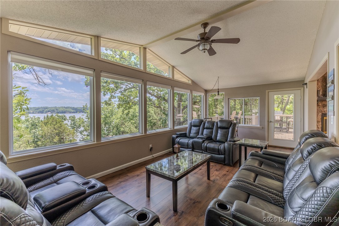 Tan-Tar-A Estates - Residential