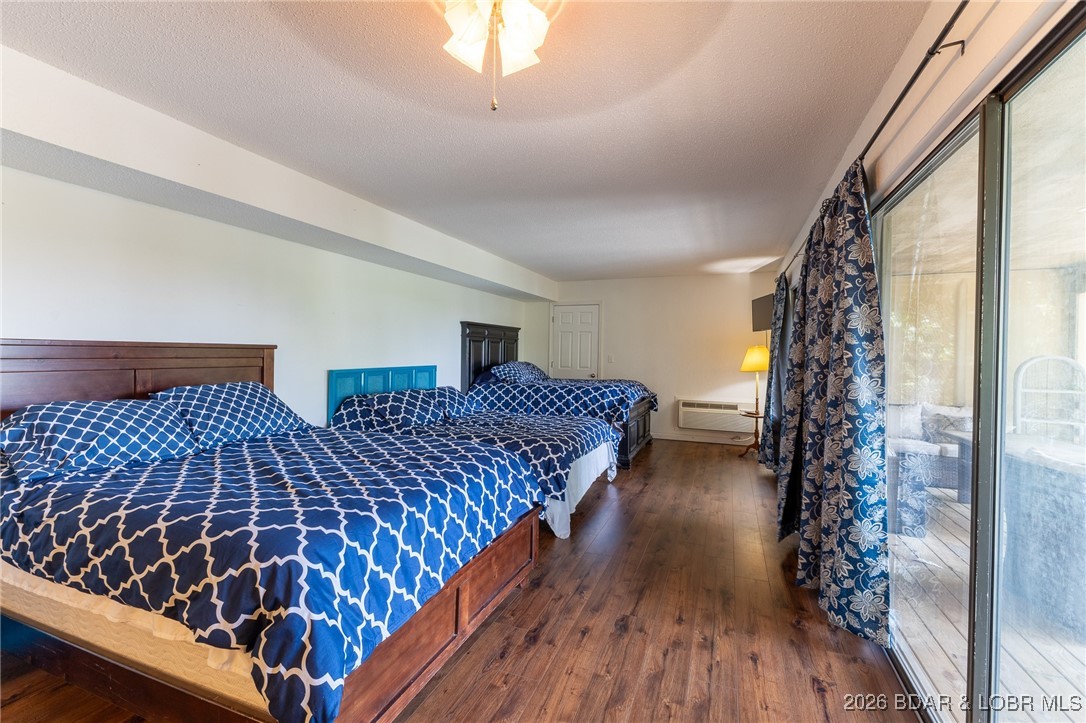 Tan-Tar-A Estates - Residential