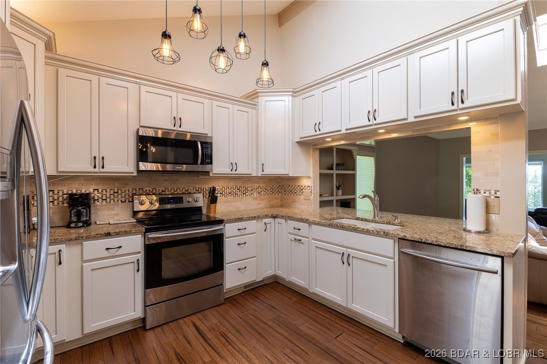 Tan-Tar-A Estates - Residential