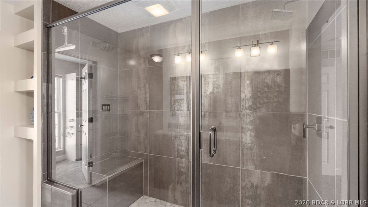 Robyn Point - Residential