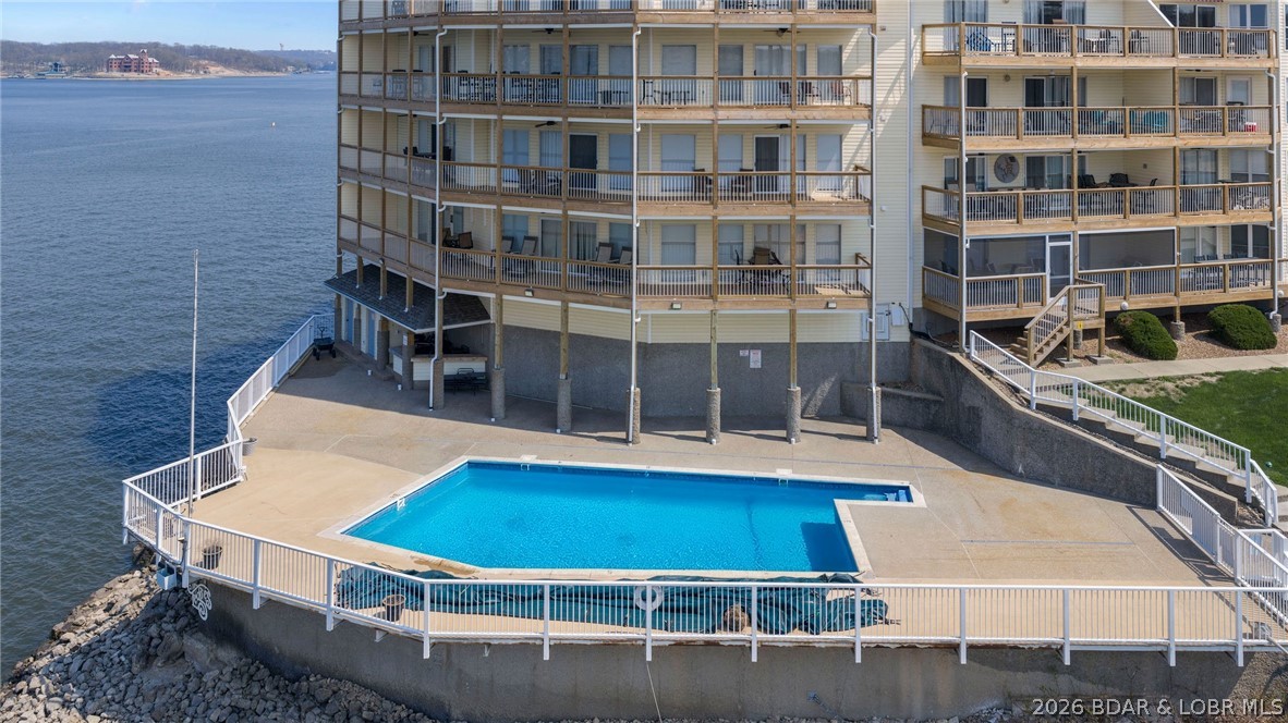 Ledges - Residential