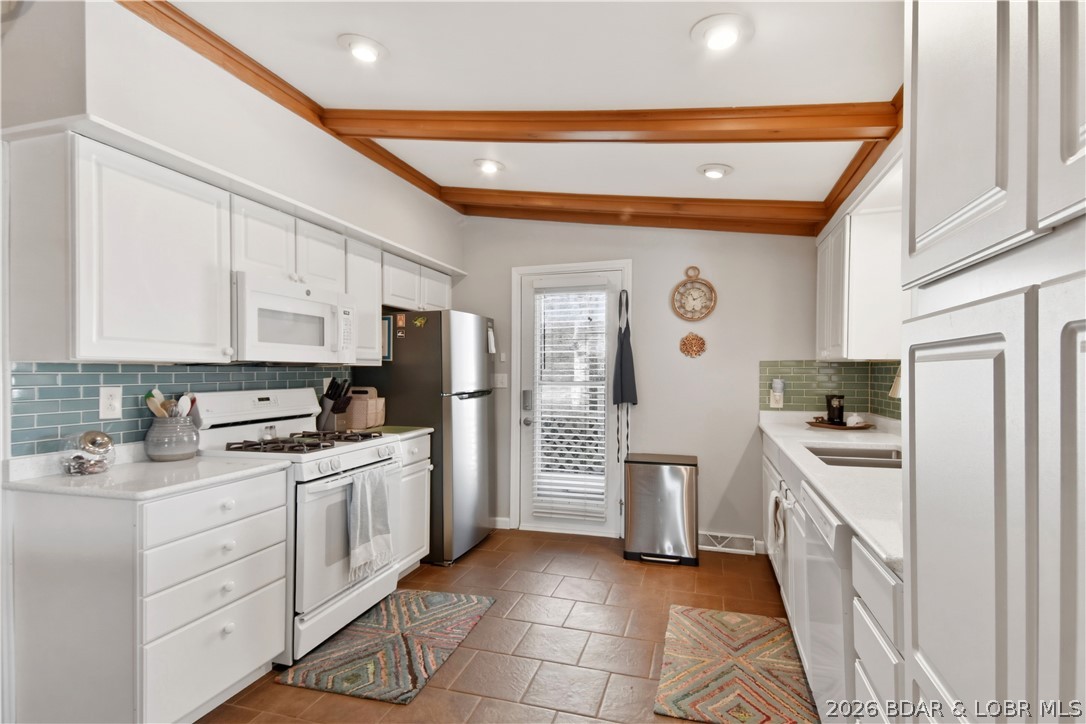 Beauty Cove - Residential