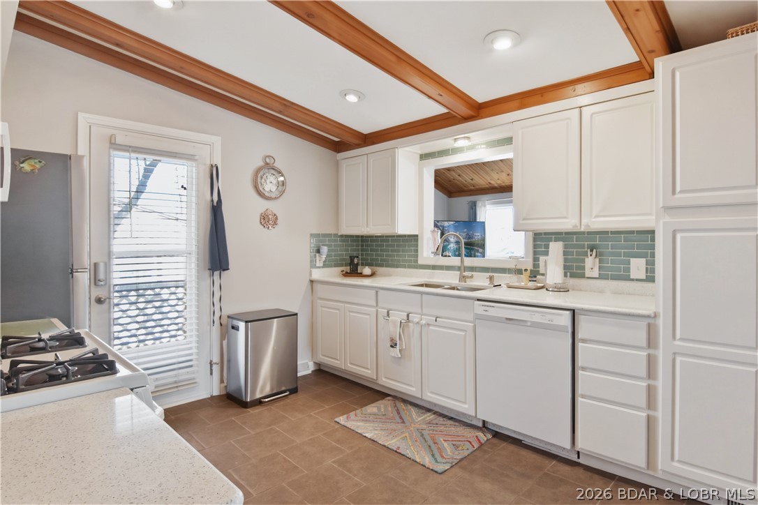 Beauty Cove - Residential