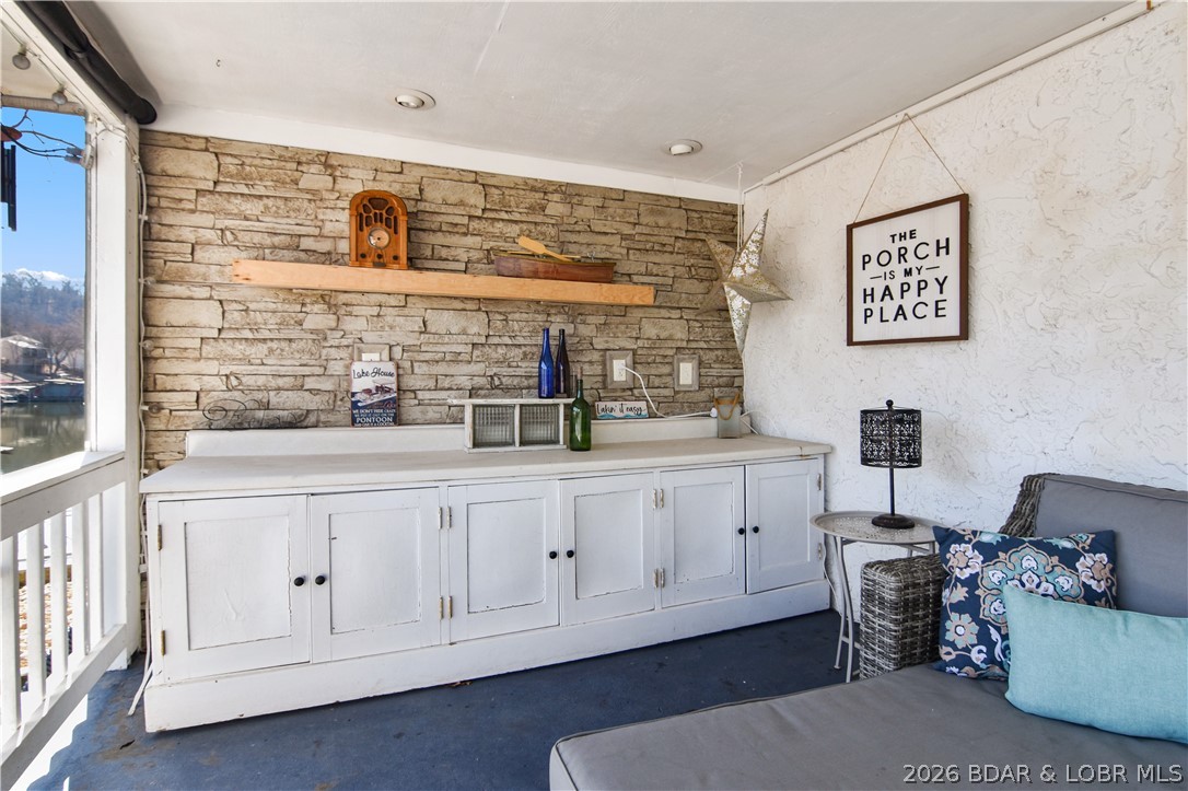 Beauty Cove - Residential