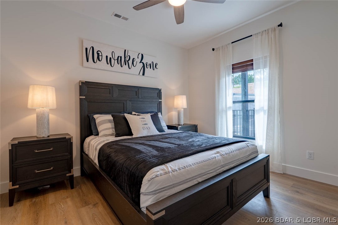 Robins at the Waters Edge Condominium - Residential