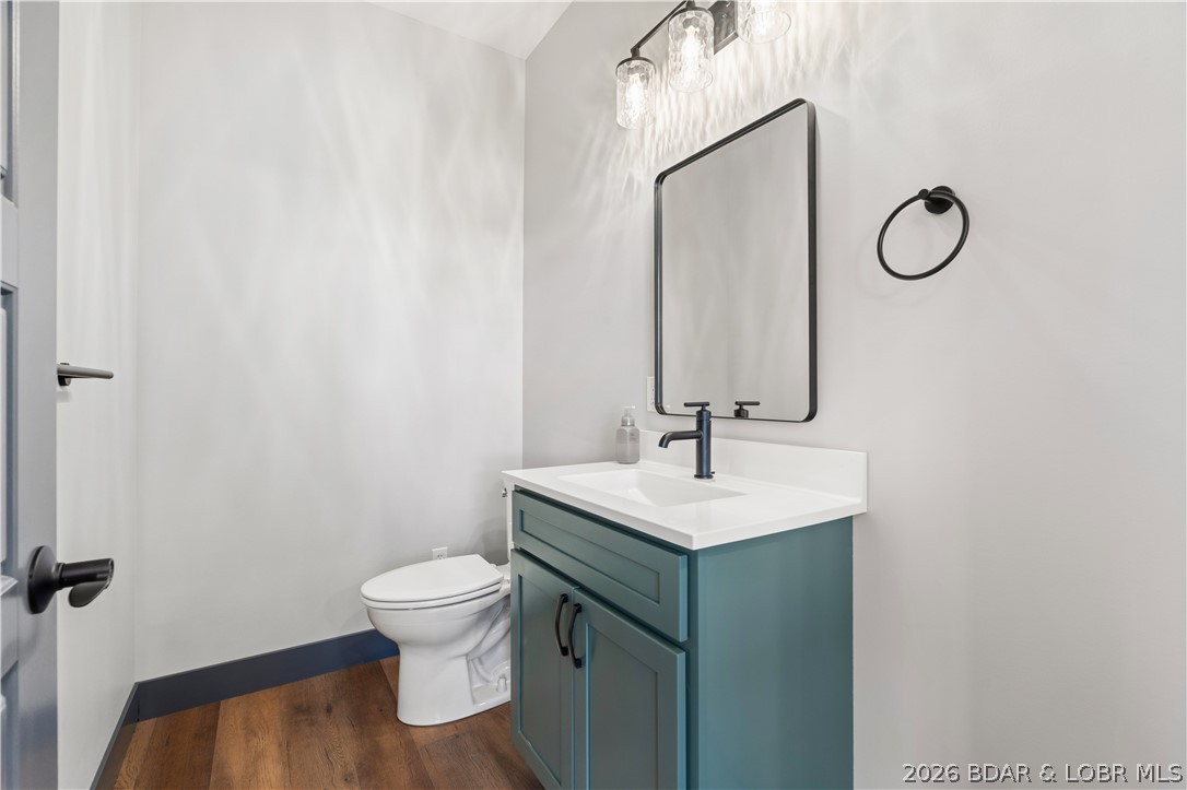 Los Breezes - Residential