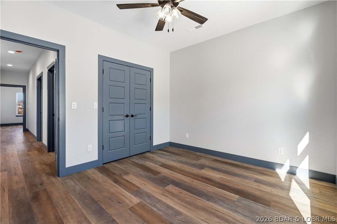 Los Breezes - Residential