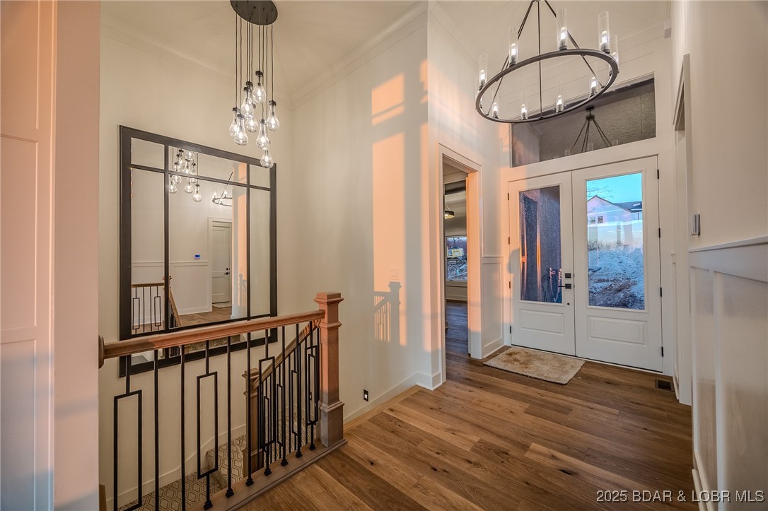 Los Breezes - Residential