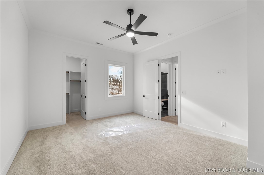 Los Breezes - Residential