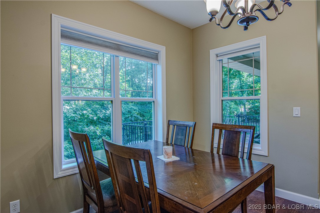 Camdenton, Missouri 65202, United States, 4 Bedrooms Bedrooms, ,3 BathroomsBathrooms,Residential,Active,180518