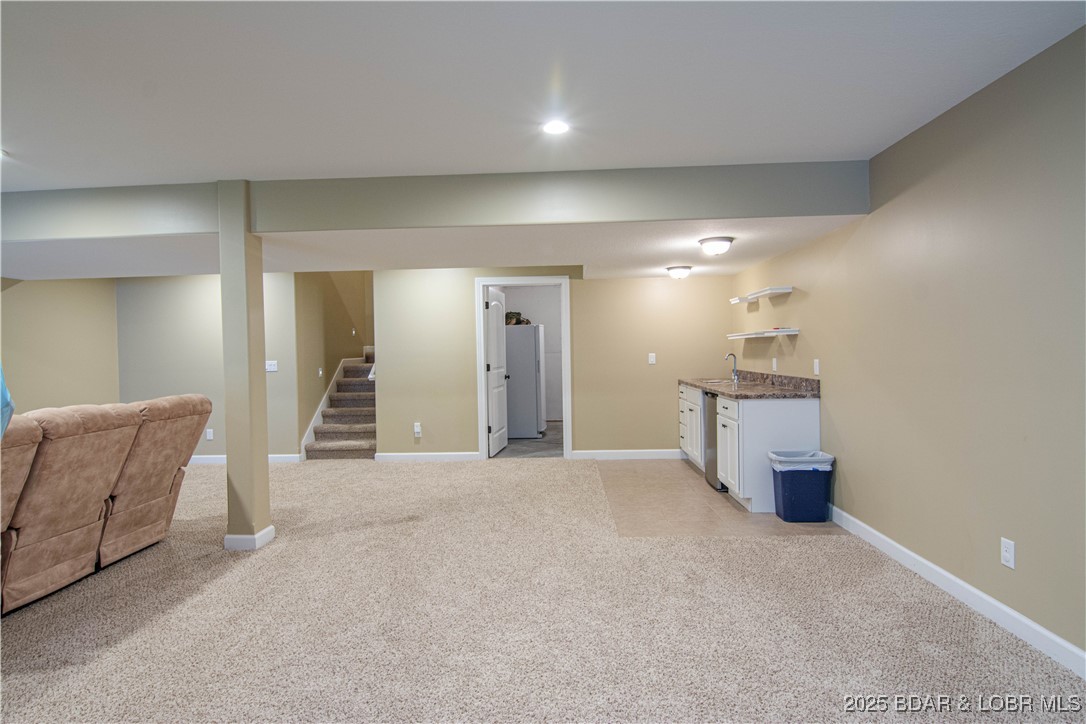 Camdenton, Missouri 65202, United States, 4 Bedrooms Bedrooms, ,3 BathroomsBathrooms,Residential,Active,180518