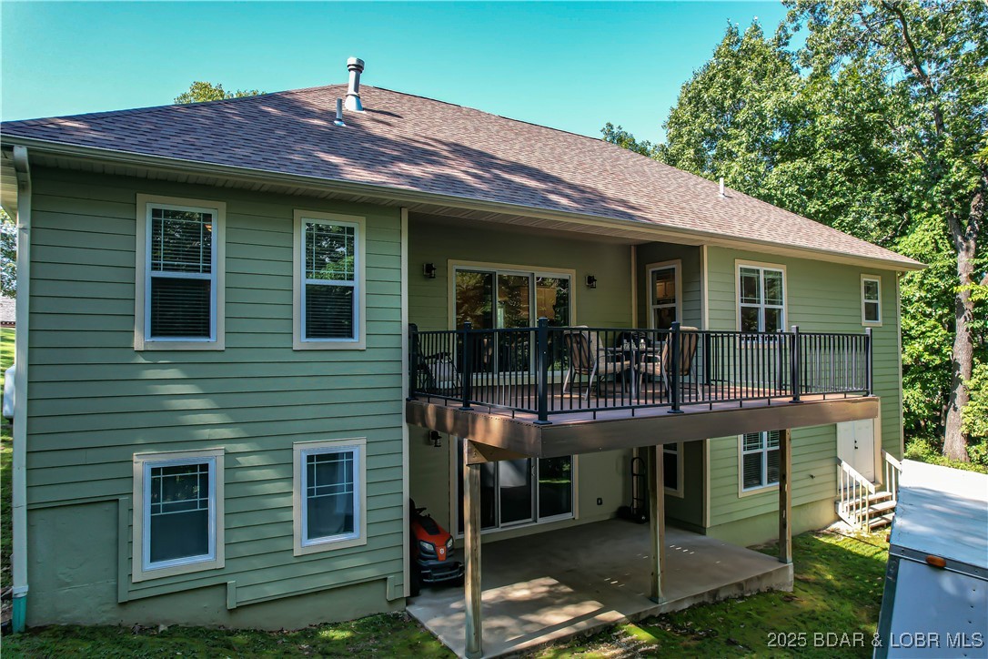 Camdenton, Missouri 65202, United States, 4 Bedrooms Bedrooms, ,3 BathroomsBathrooms,Residential,Active,180518