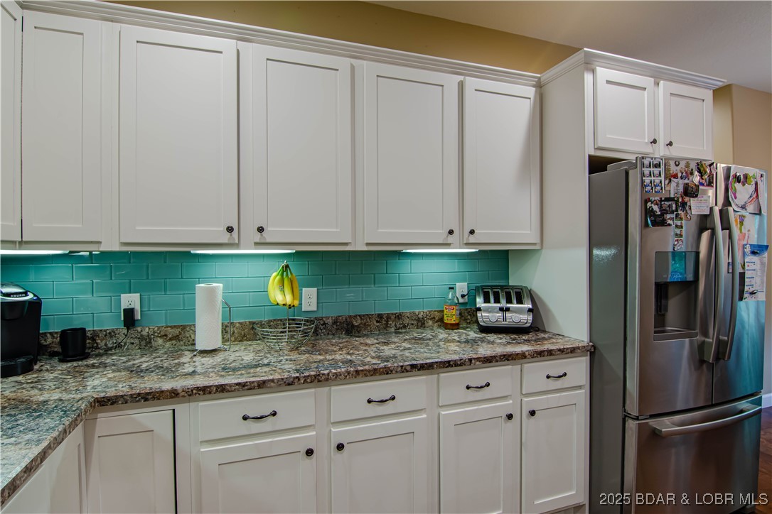 Camdenton, Missouri 65202, United States, 4 Bedrooms Bedrooms, ,3 BathroomsBathrooms,Residential,Active,180518