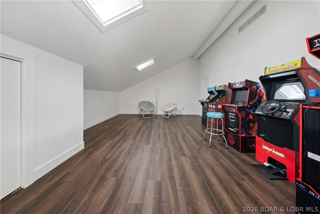 Emerald Bay Condominium - Residential