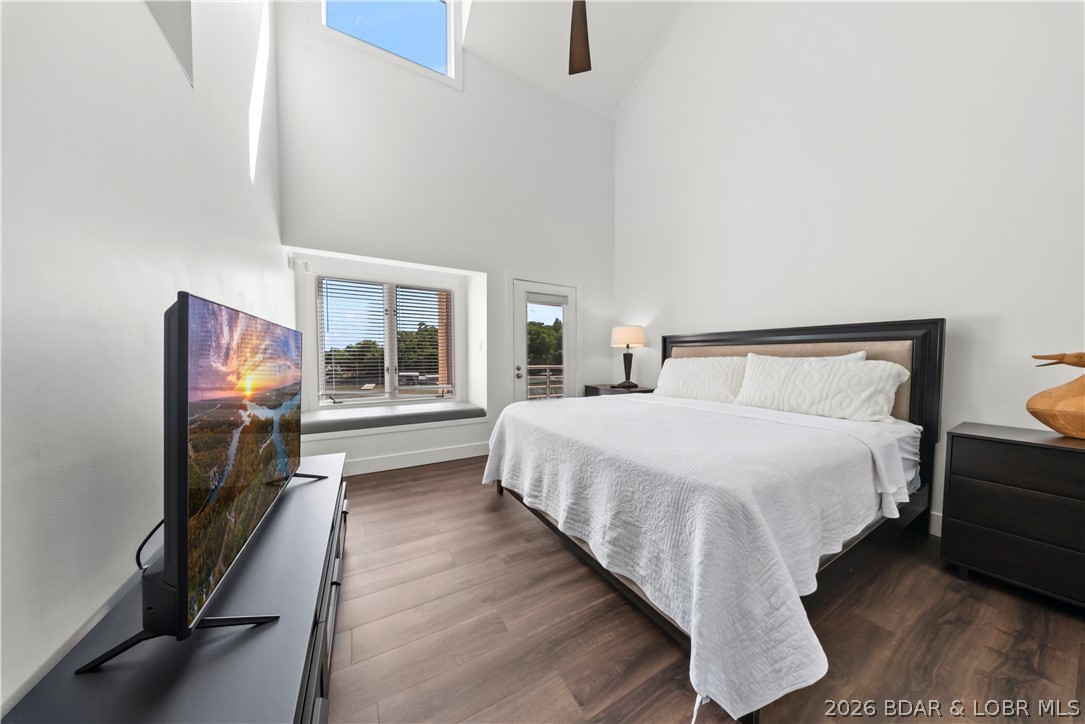 Emerald Bay Condominium - Residential