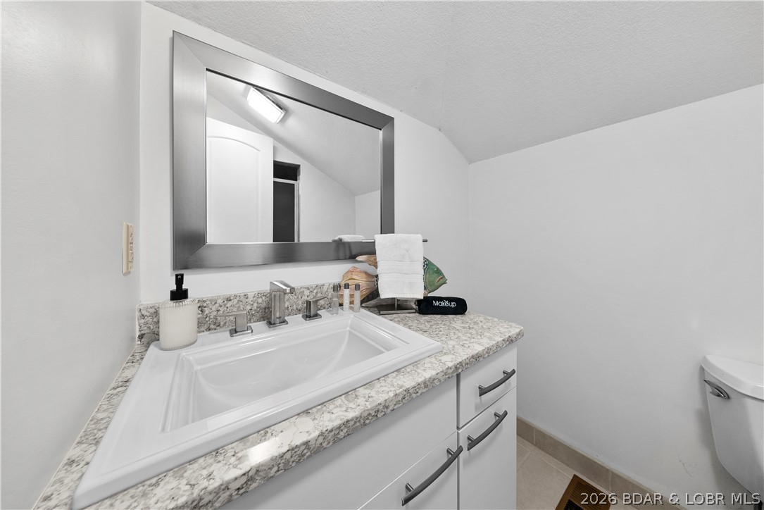Emerald Bay Condominium - Residential