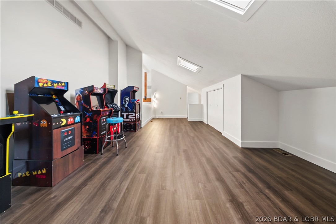 Emerald Bay Condominium - Residential