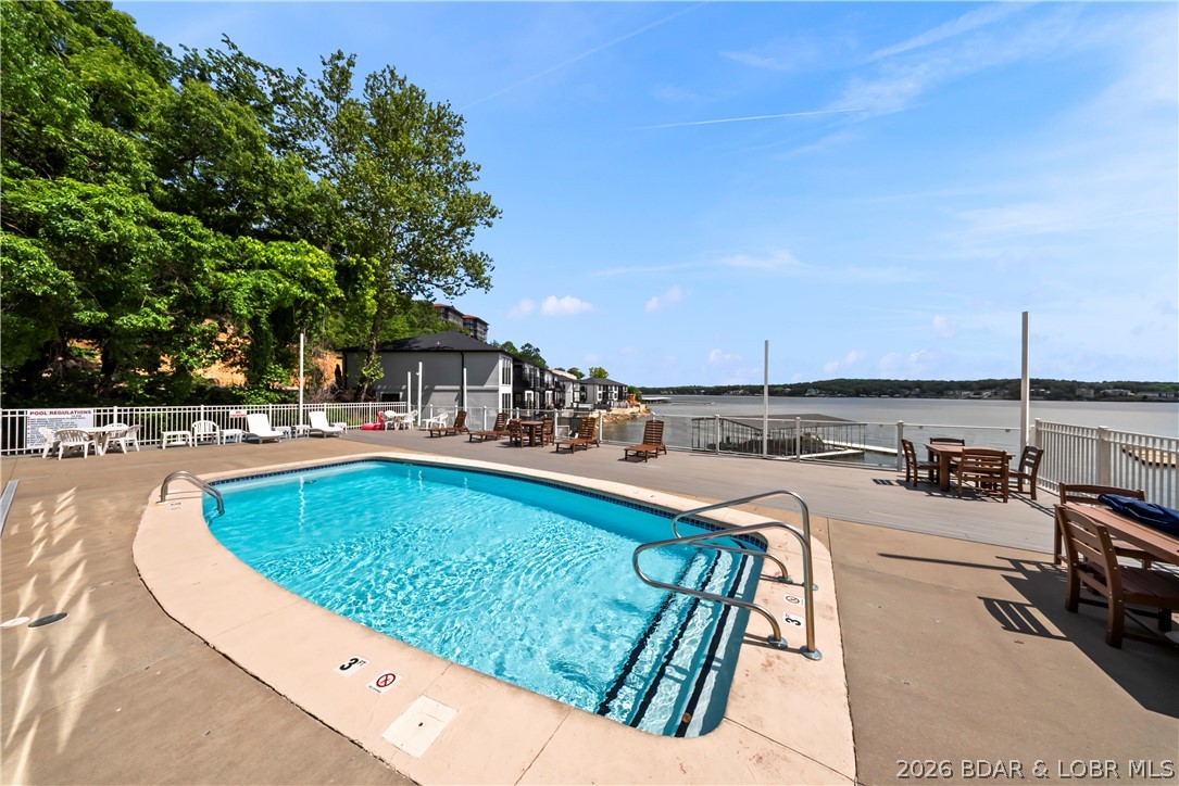 Emerald Bay Condominium - Residential