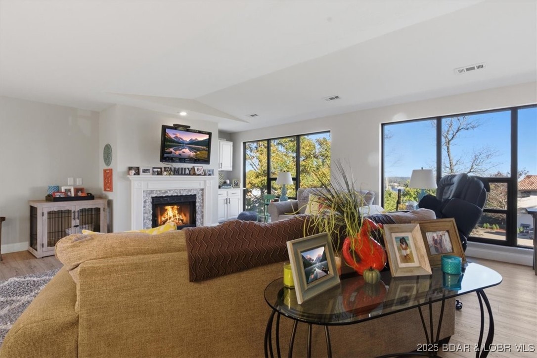 Four Seasons Racqt-Cntry Club - Residential