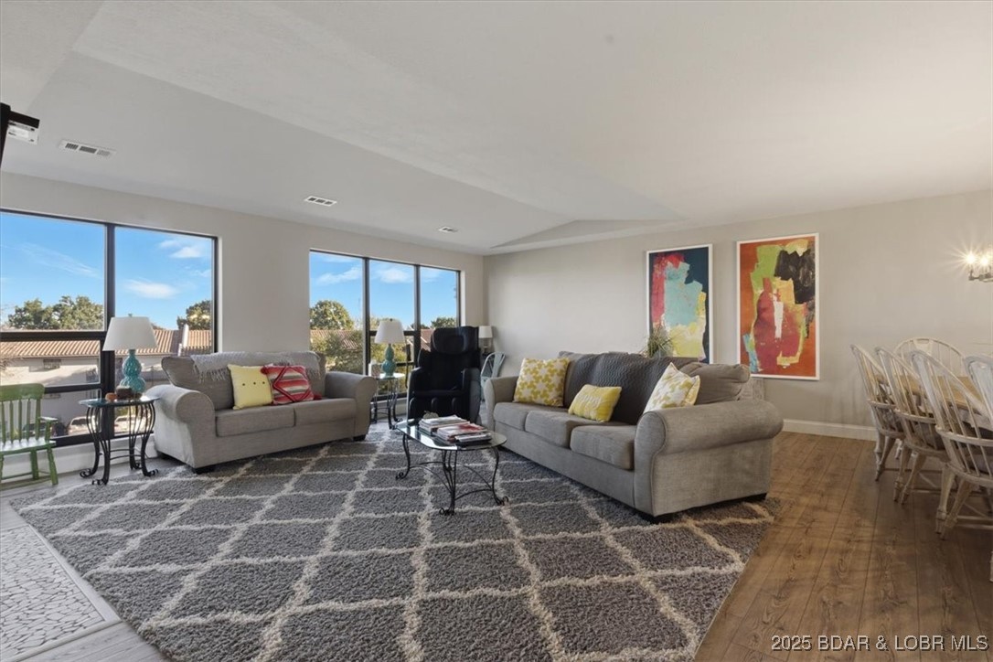 Four Seasons Racqt-Cntry Club - Residential