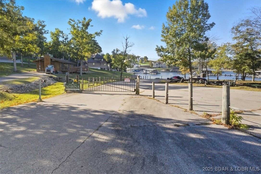 Four Seasons Racqt-Cntry Club - Residential