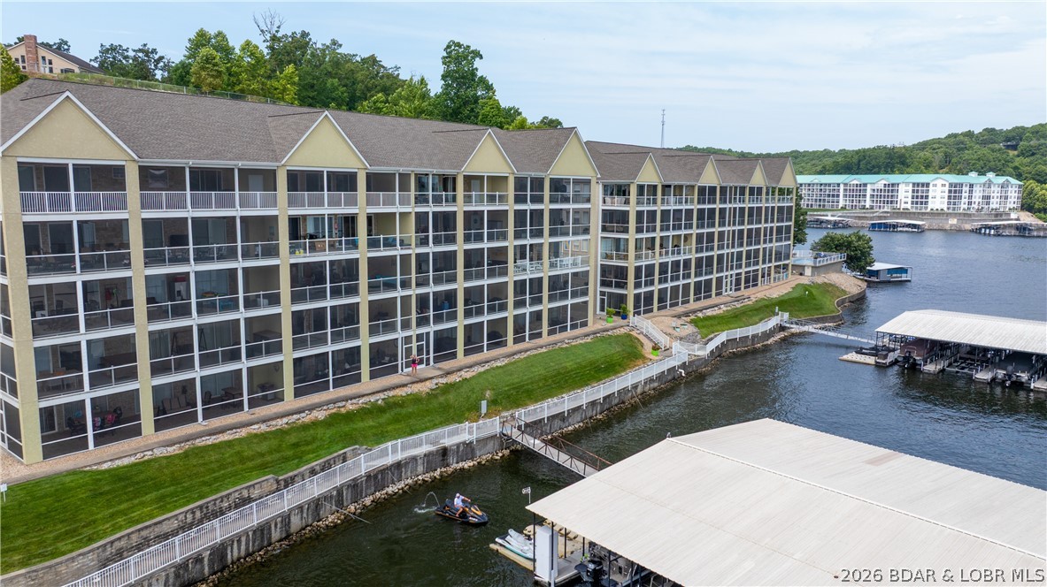 West Palms on the Lake Condo - Residential