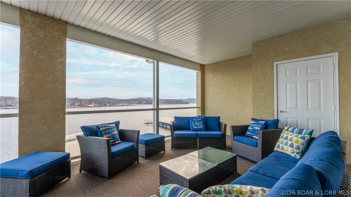 West Palms on the Lake Condo - Residential