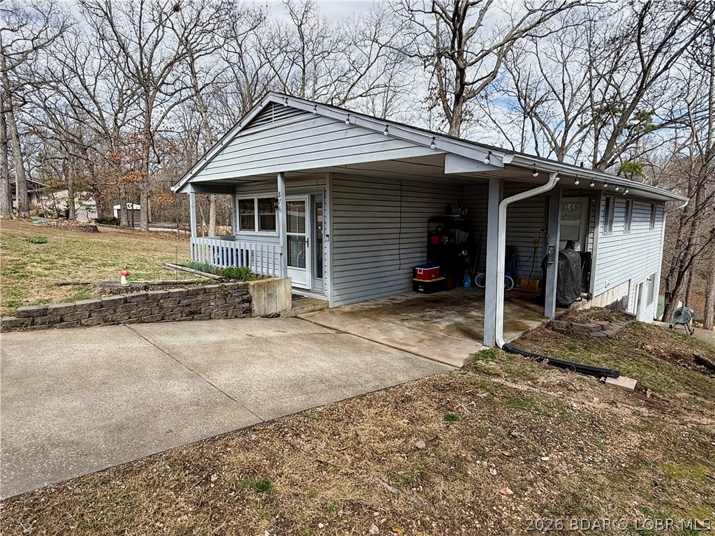 Malibu Manor - Residential