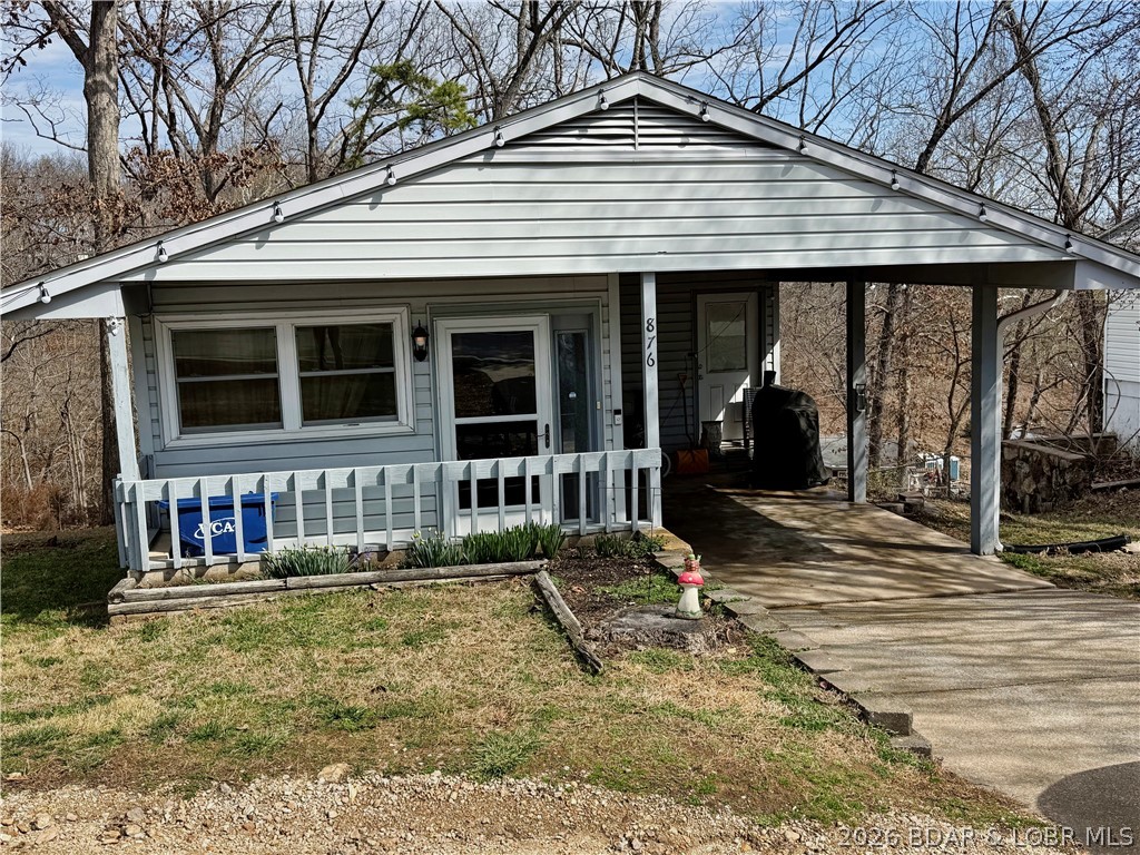 Malibu Manor - Residential