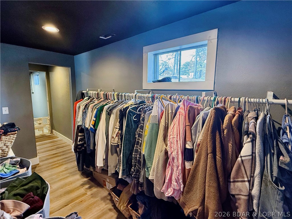 Malibu Manor - Residential