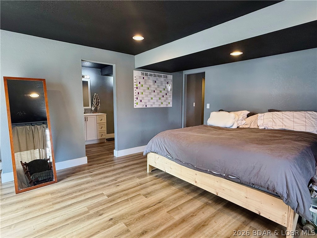 Malibu Manor - Residential