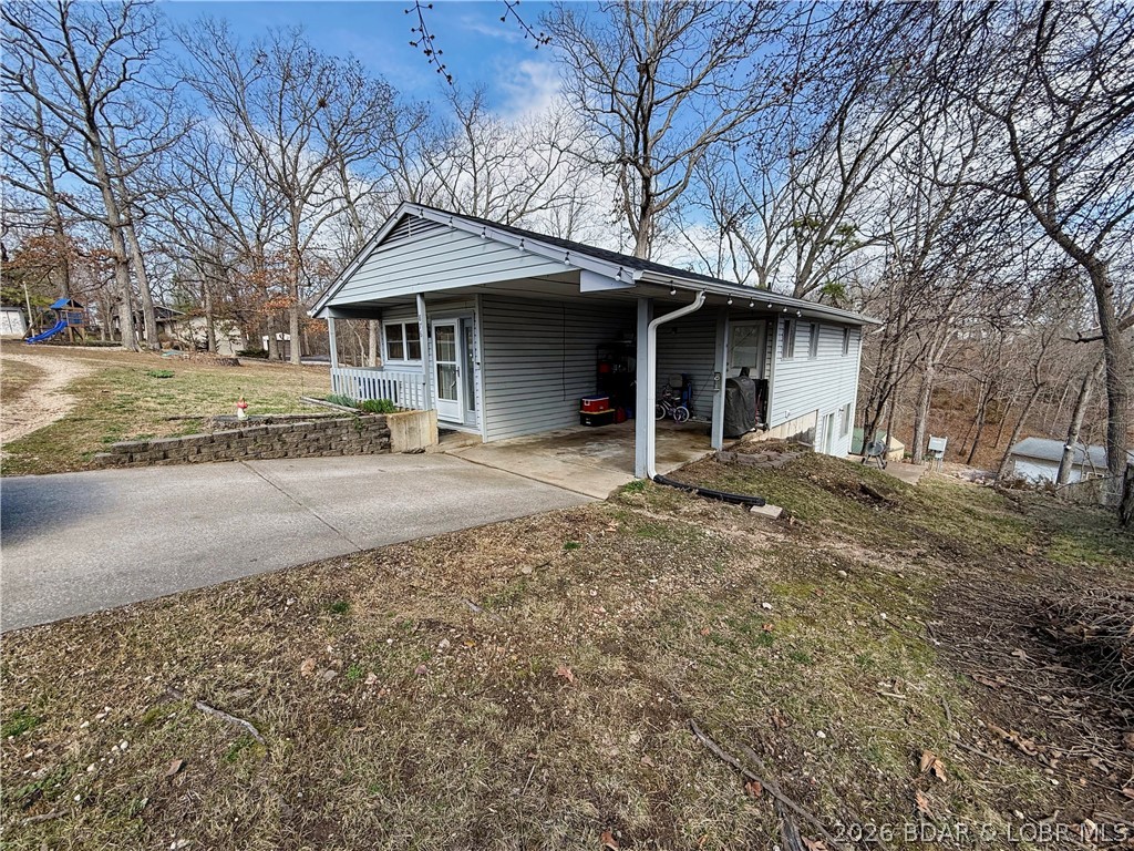 Malibu Manor - Residential