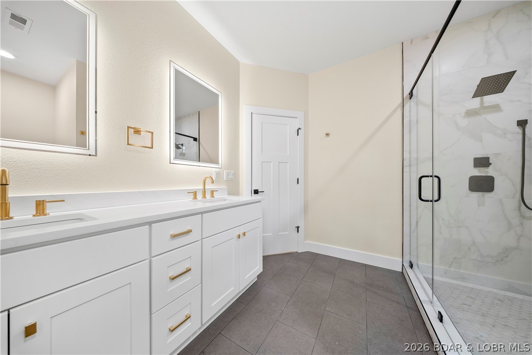 Grand Point No. 2 - Residential