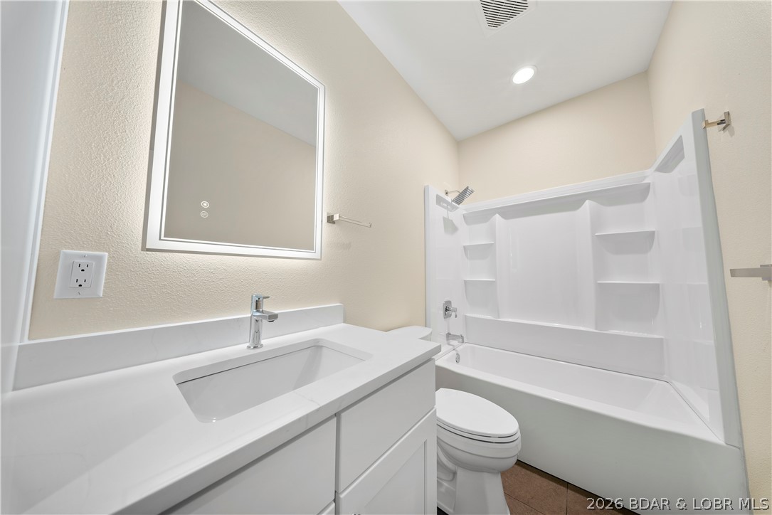 Grand Point No. 2 - Residential