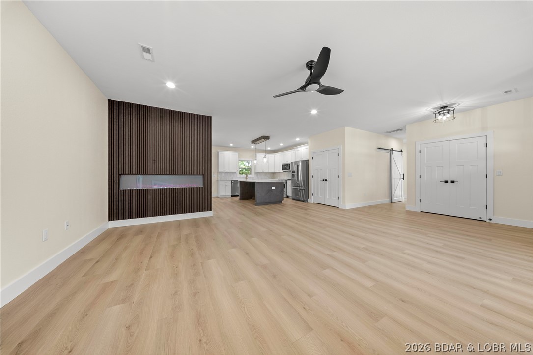 Grand Point No. 2 - Residential